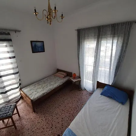 Elenas House Poros Chanel View * Galatás