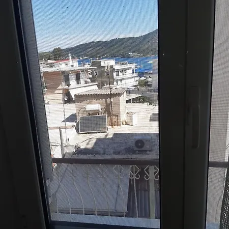 아파트 Elenas House Poros Chanel View